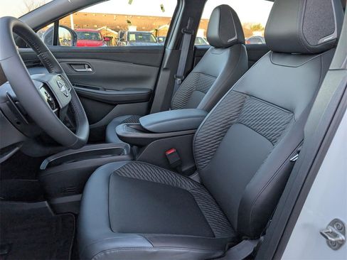 New 2026 Nissan Leaf Platinum+ image 19