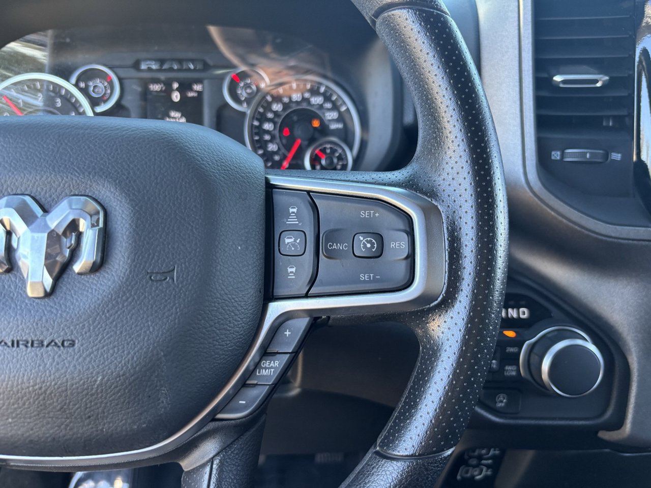 Used 2025 RAM 1500 Tradesman AWD/4WD image 27