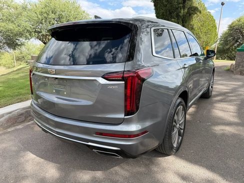 Used 2021 Cadillac XT6 Premium Luxury FWD image 5