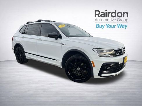Used 2020 Volkswagen Tiguan SE R-Line image 1