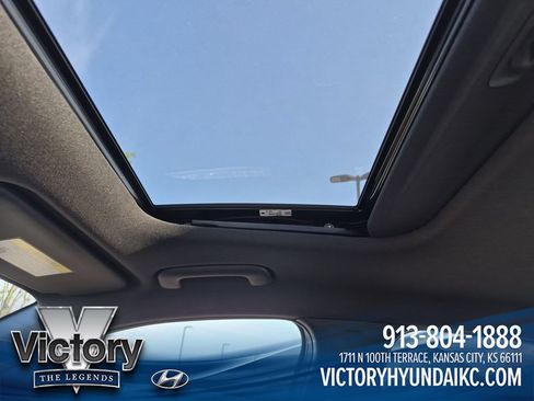 Used 2024 Hyundai Elantra Limited FWD image 22