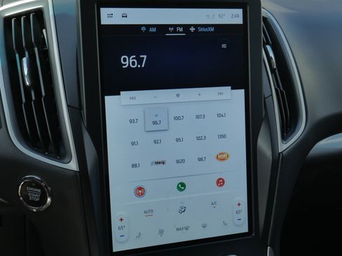 Certified 2024 Ford Edge SEL w/ Convenience Package image 11