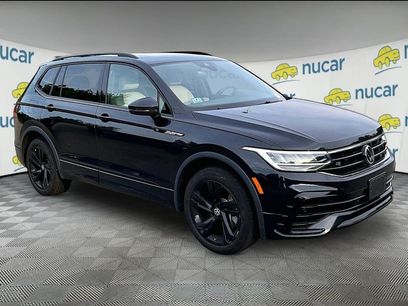 Used 2024 Volkswagen Tiguan SE R-Line