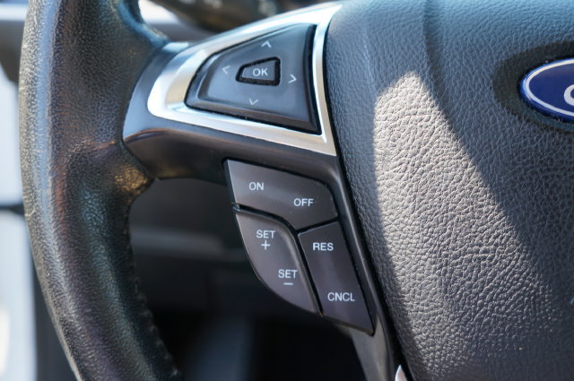 Used 2021 Ford Edge SEL w/ Convenience Package AWD/4WD image 8