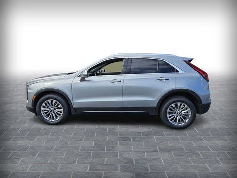 Certified 2025 Cadillac XT4 Premium Luxury image 2