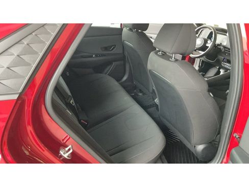 Certified 2025 Hyundai Elantra Sport image 15