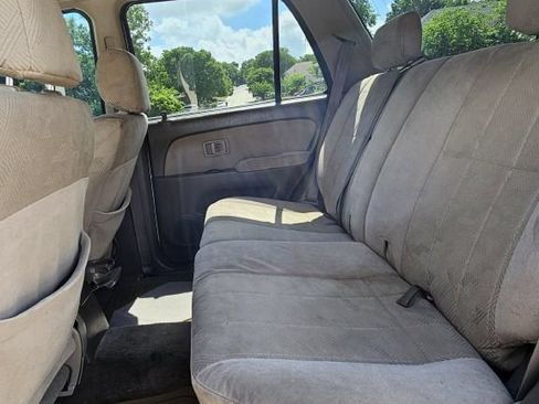 Used 2001 Toyota 4Runner SR5 w/ Upgrade Value Pkg 1 RWD image 7