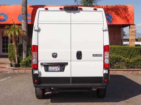 Used 2023 RAM ProMaster 2500 image 7