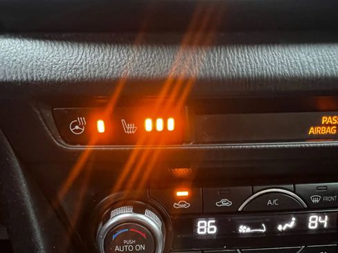 Used 2017 MAZDA MAZDA3 Grand Touring w/ Premium Equipment Package image 19