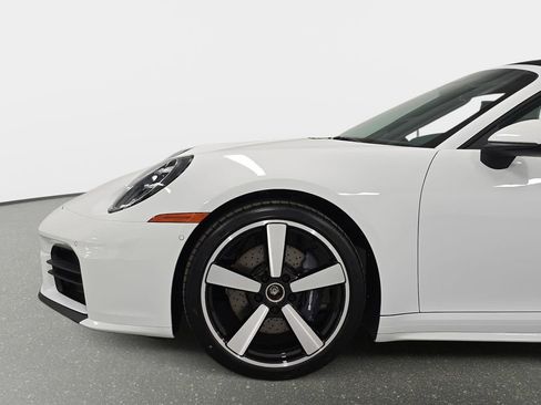 New 2026 Porsche 911 Carrera RWD image 10