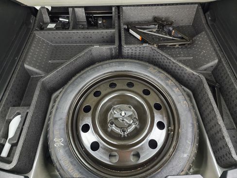 Used 2024 Ford Edge SEL image 28