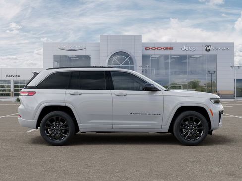 New 2026 Jeep Grand Cherokee Limited AWD/4WD image 22
