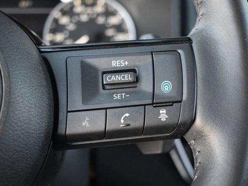 Used 2022 Nissan Rogue SL w/ SL Premium Package image 27