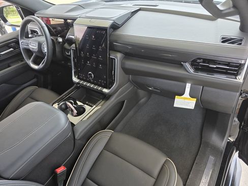 Used 2026 GMC Yukon Elevation w/ LPO, Floor Liner Package AWD/4WD image 25