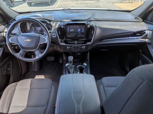 Used 2023 Chevrolet Traverse LT FWD image 24