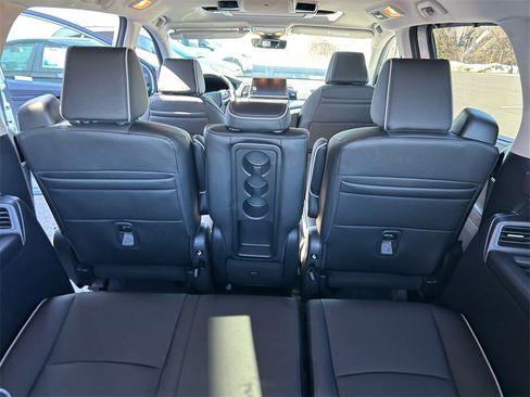 New 2026 Honda Odyssey Touring image 23