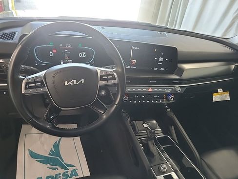 Used 2025 Kia Telluride S image 8
