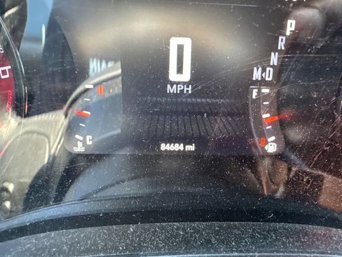 Used 2018 Dodge Challenger SXT RWD image 20