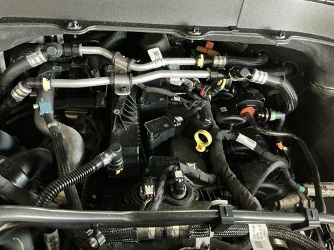 Used 2023 Ford Explorer XLT w/ Equipment Group 202A image 36