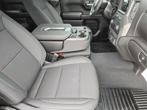 New 2026 Chevrolet Silverado 1500 Custom image 6