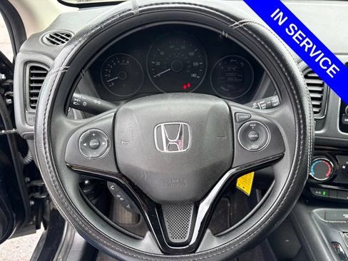Used 2021 Honda HR-V LX image 9