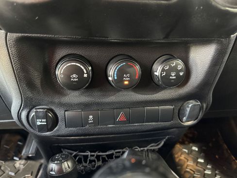 Used 2014 Jeep Wrangler Sport w/ 32" Tire & Wheel Group AWD/4WD image 23