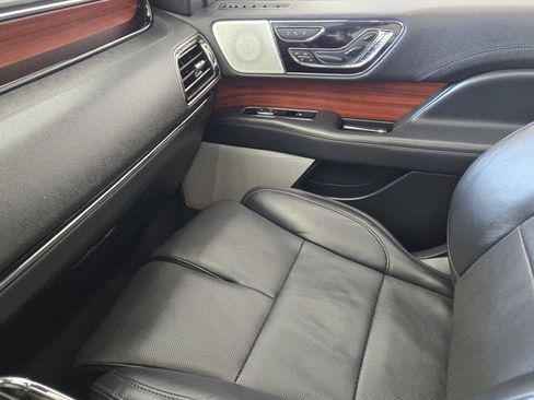 Used 2024 Lincoln Navigator L Reserve w/ Equipment Group 201A image 24