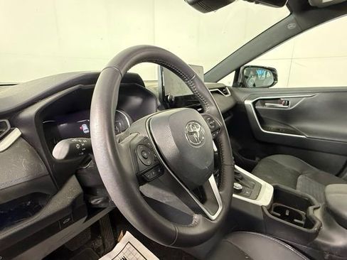 Used 2024 Toyota RAV4 XSE image 6