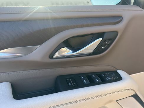 Used 2021 GMC Yukon Denali image 29