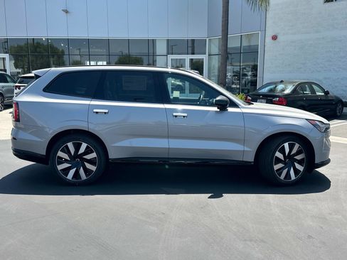 New 2025 Volvo EX90 Ultra image 3
