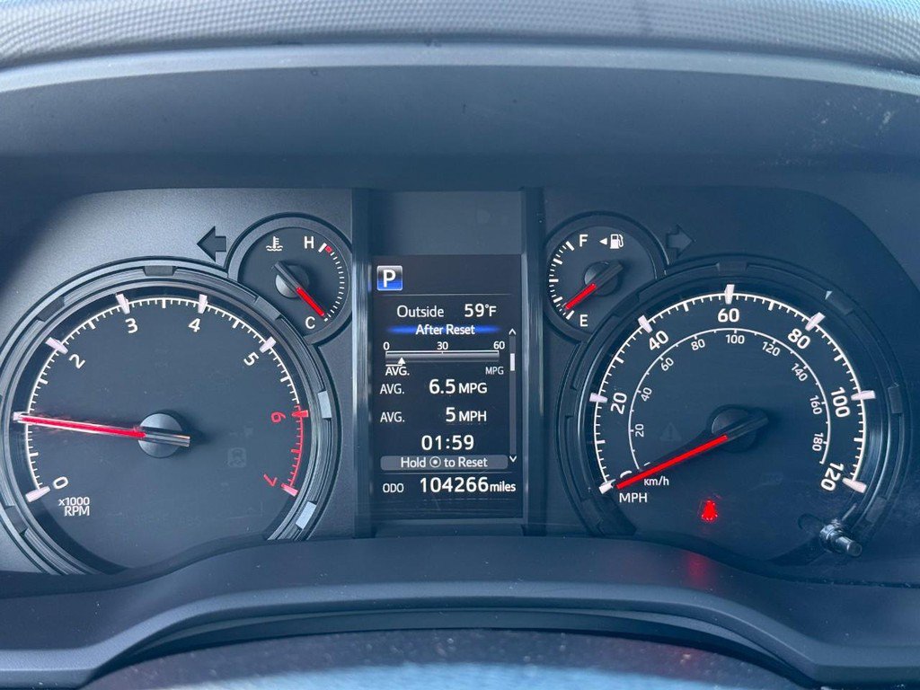 Used 2022 Toyota 4Runner Trail Special Edition AWD/4WD image 24