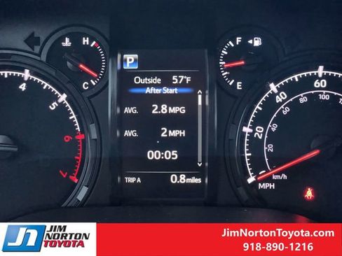Used 2023 Toyota 4Runner SR5 Premium image 18