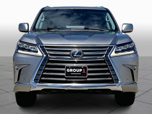 Used 2019 Lexus LX 570 4WD w/ Luxury Package image 4