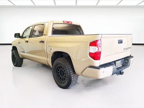 Used 2018 Toyota Tundra Limited w/ Limited Premium Package image 6