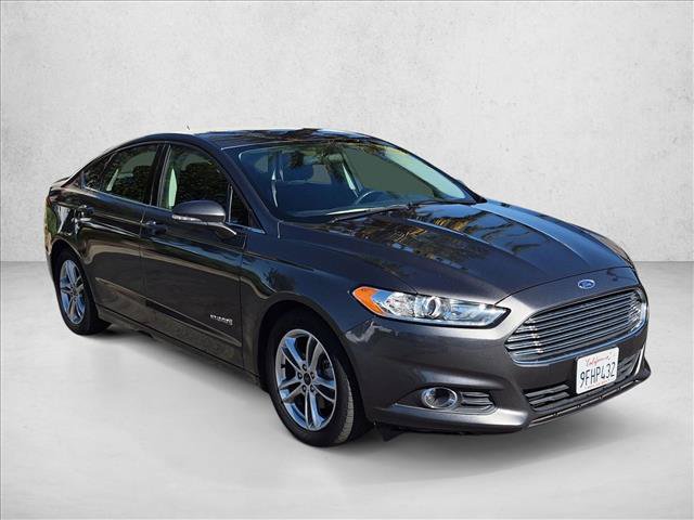 Used 2016 Ford Fusion SE FWD image 3