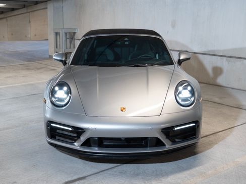 Certified 2022 Porsche 911 Cabriolet image 6
