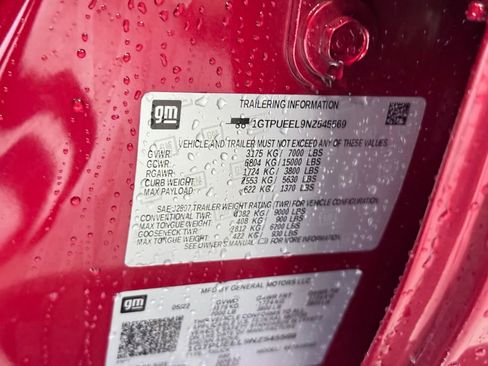 Certified 2022 GMC Sierra 1500 AT4 w/ AT4 Premium Package image 9