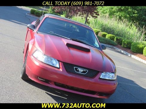 Used 2003 Ford Mustang Premium image 18