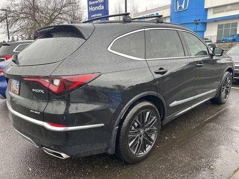 Used 2025 Acura MDX w/ Technology Package image 3
