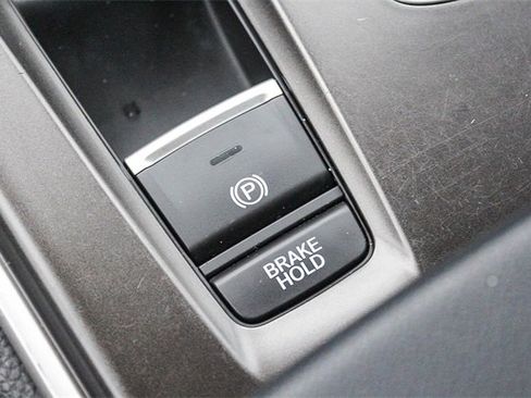 Used 2018 Honda Accord EX image 34