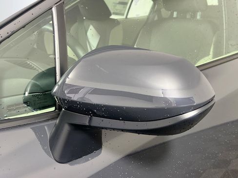 Used 2025 Toyota Corolla LE image 12