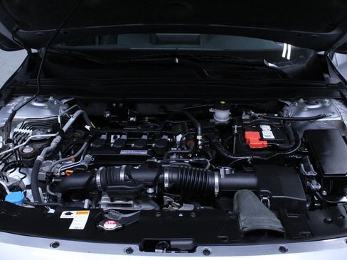 Used 2019 Honda Accord Sport image 13
