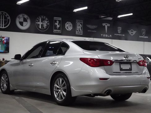 Used 2014 INFINITI Q50 Premium w/ Navigation Package RWD image 3