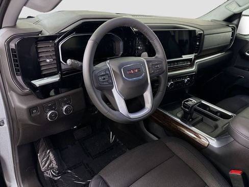 New 2026 GMC Sierra 1500 Elevation image 9