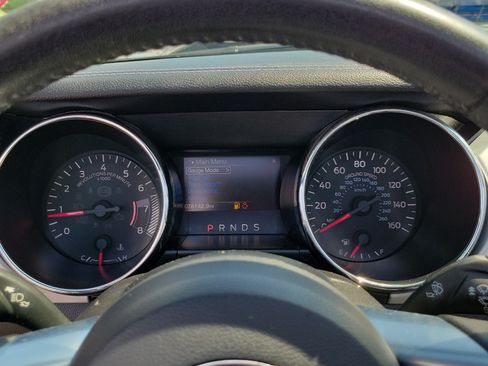 Used 2017 Ford Mustang Premium RWD image 29