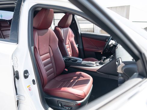 Used 2018 Lexus IS 300 F Sport w/ F Sport Package RWD image 17