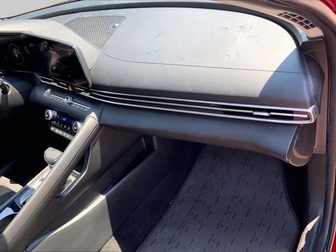 Used 2023 Hyundai Elantra SEL w/ Convenience Package FWD image 18