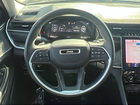 Used 2021 Jeep Grand Cherokee L Limited image 25