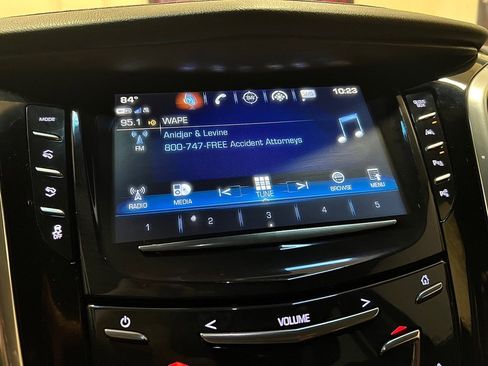 Used 2018 Cadillac Escalade ESV Premium Luxury AWD/4WD image 37