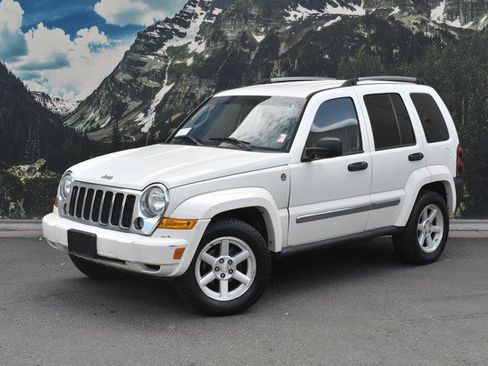 Used 2005 Jeep Liberty Limited AWD/4WD image 6